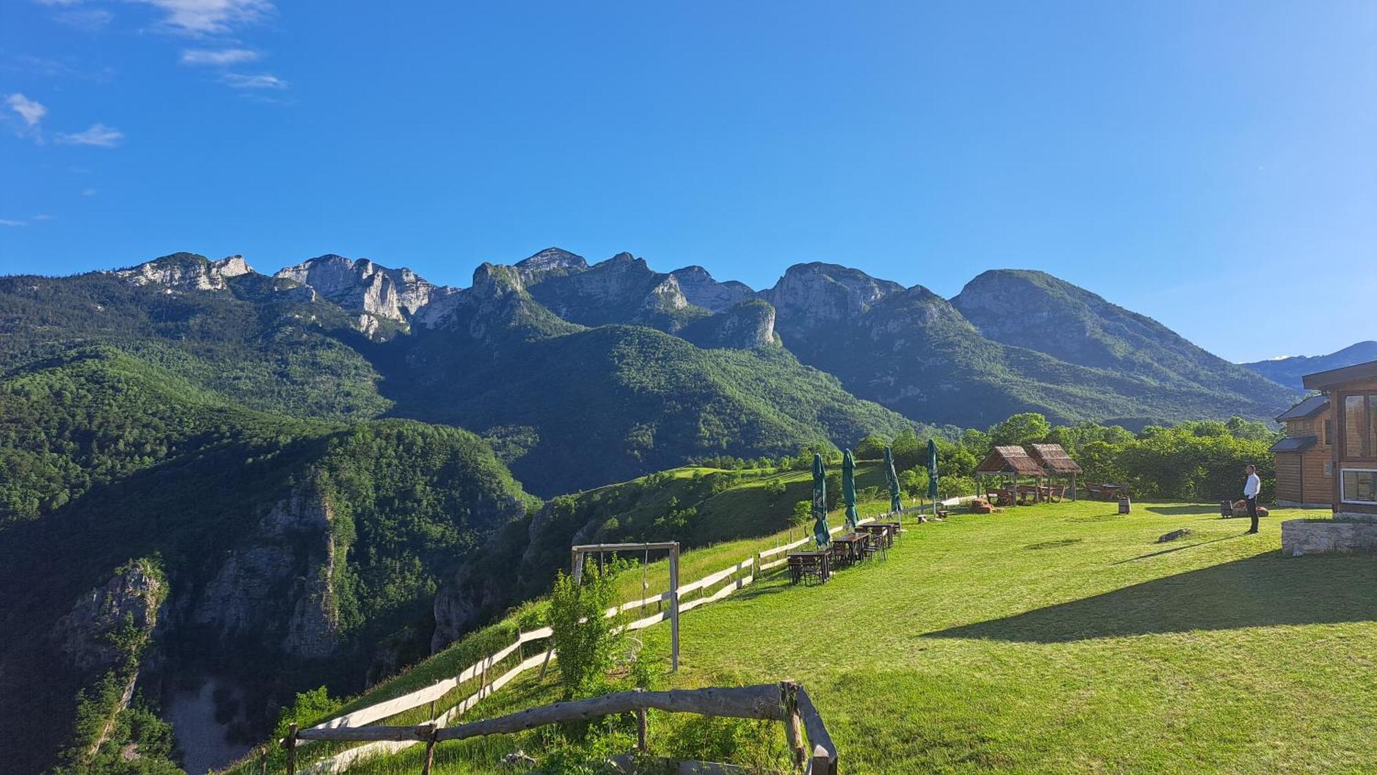 Eco Lodge Eagle'S Nest Savnik Exterior foto